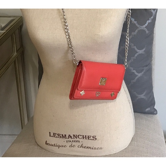 MCM Trifold Orange Wallet - Picture 2 of 12